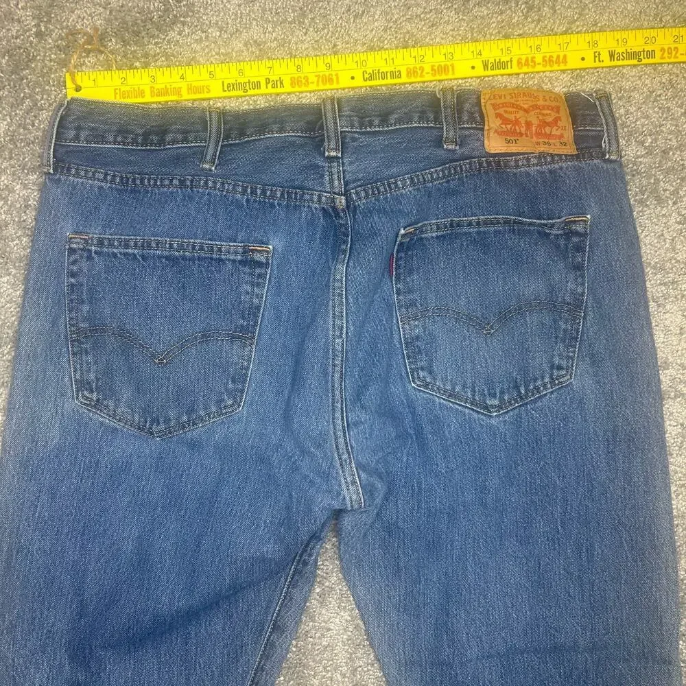 Levi’s 501 Size 38x32 Jeans Men's Button Fly Soft and broken in